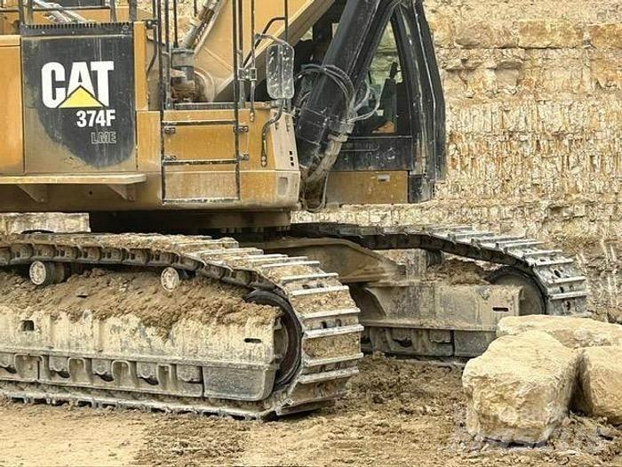 CAT 374 LME Polovni specijalni bageri