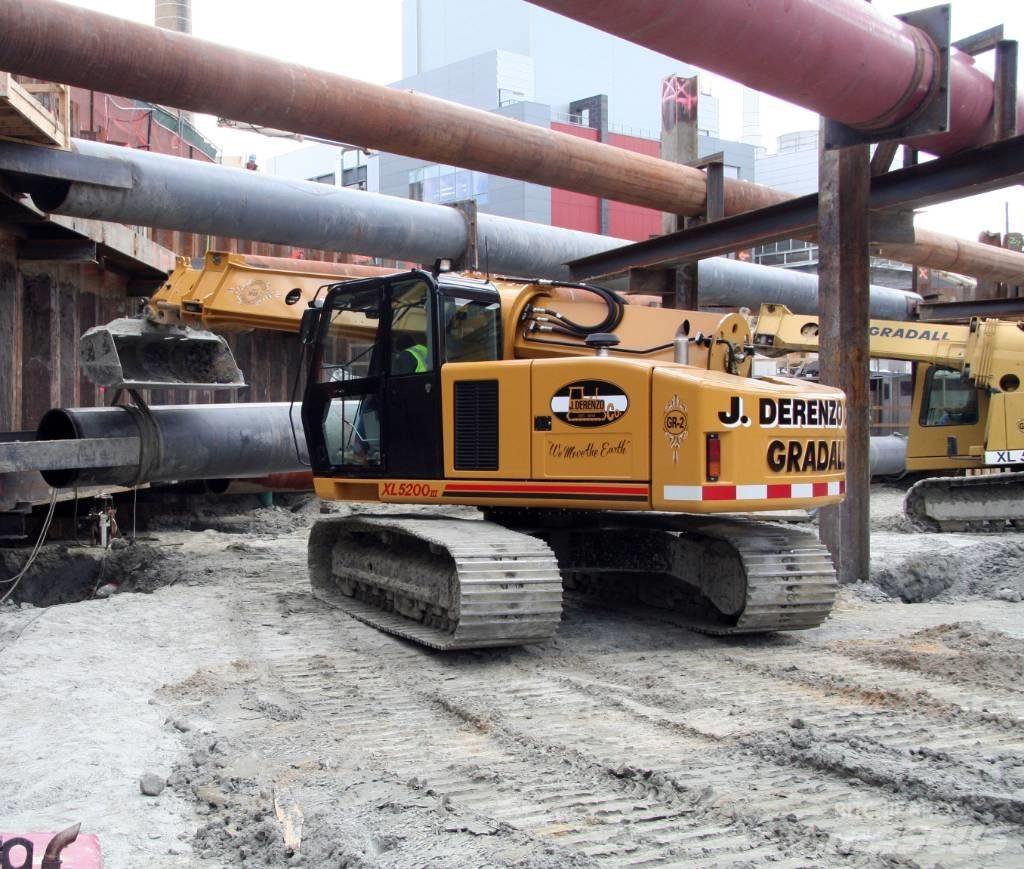Gradall XL 5200 III Polovni specijalni bageri