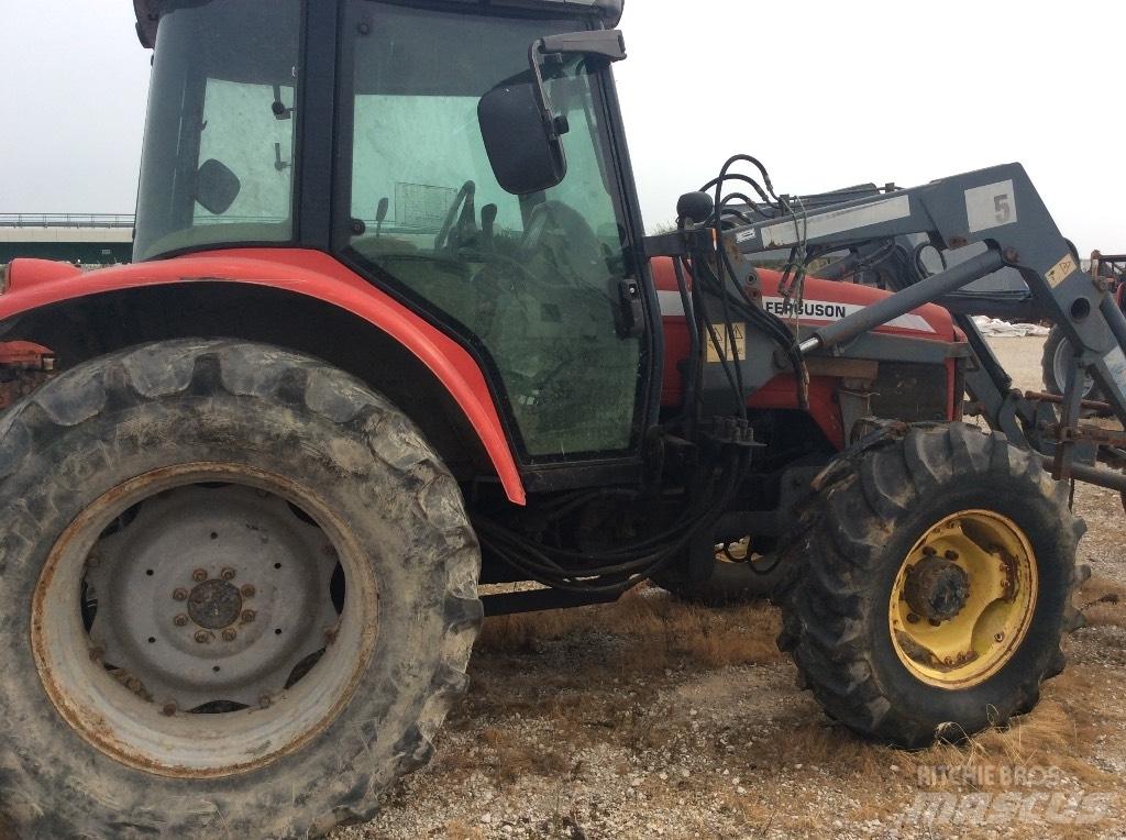 Massey Ferguson 5435 Traktori