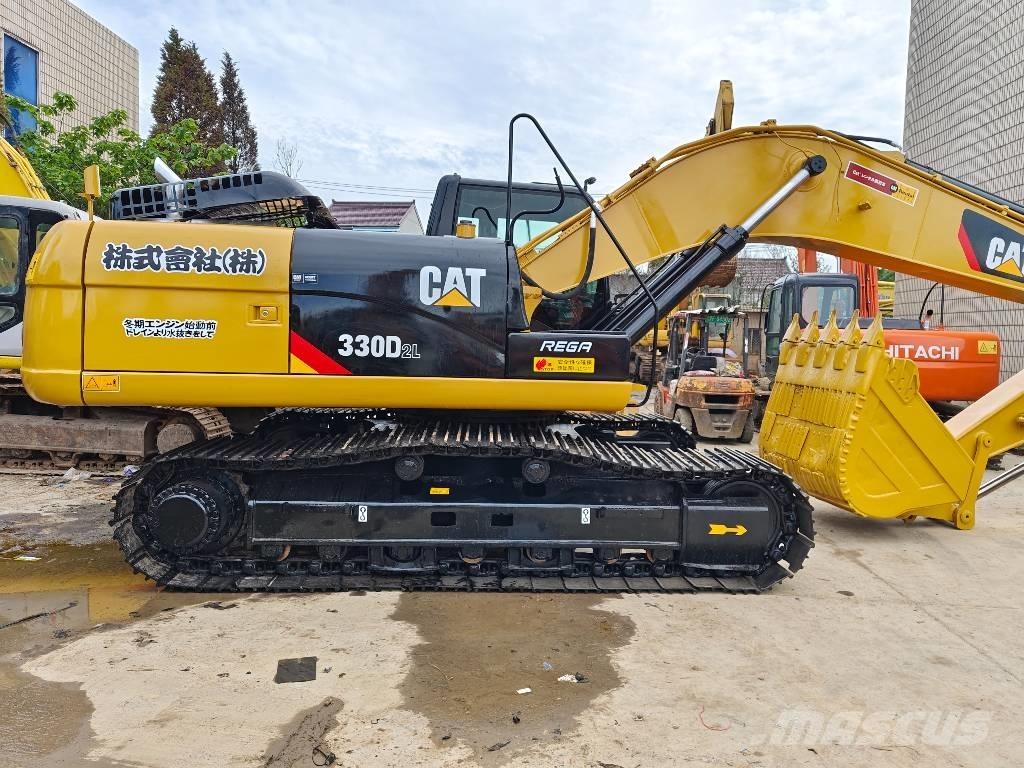 CAT 330D2L Bageri guseničari