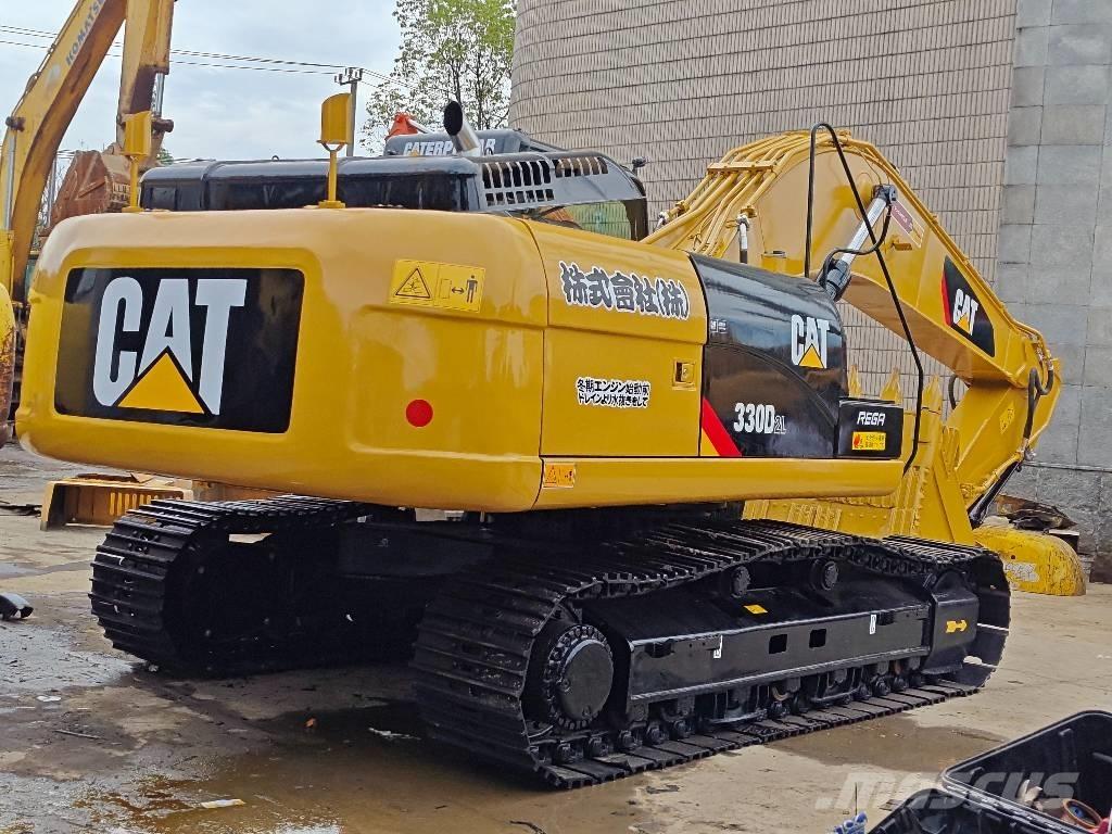 CAT 330D2L Bageri guseničari