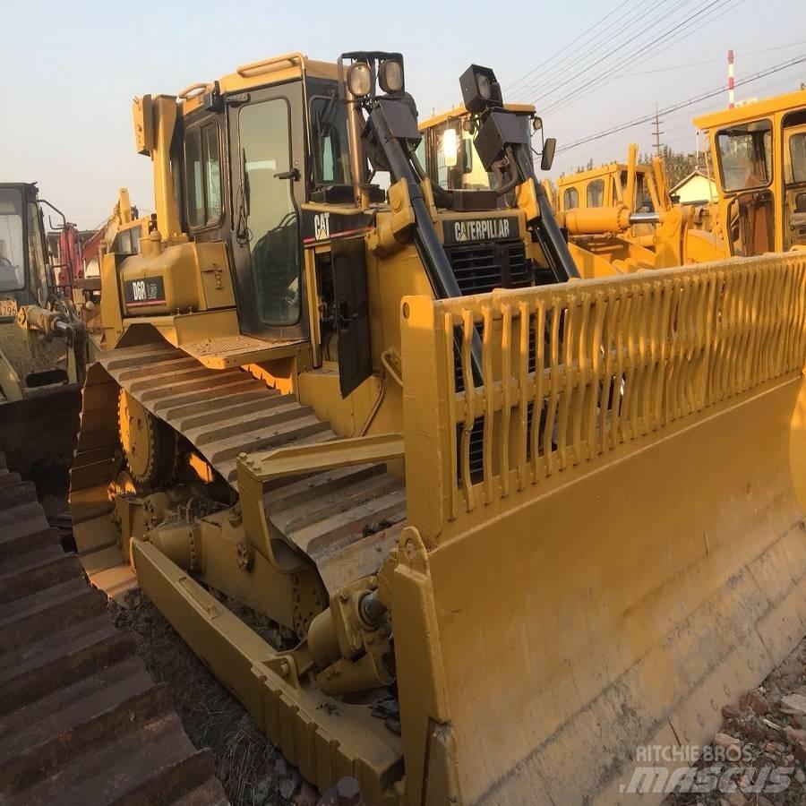 CAT D6R Buldožeri guseničari