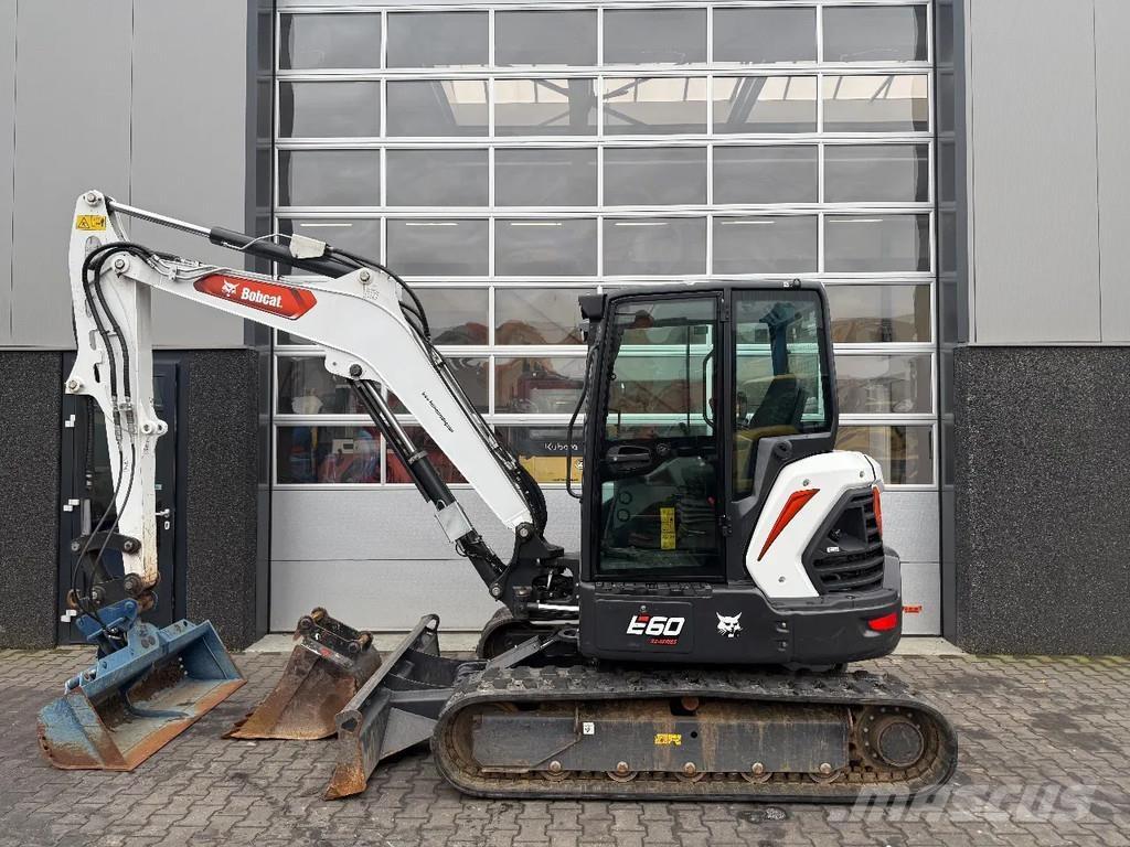 Bobcat E60 Mini bageri < 7t