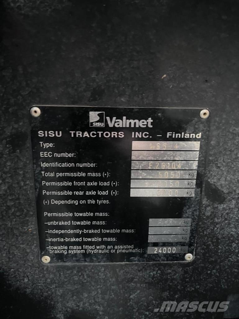 Sisu Valmet 665 Traktori