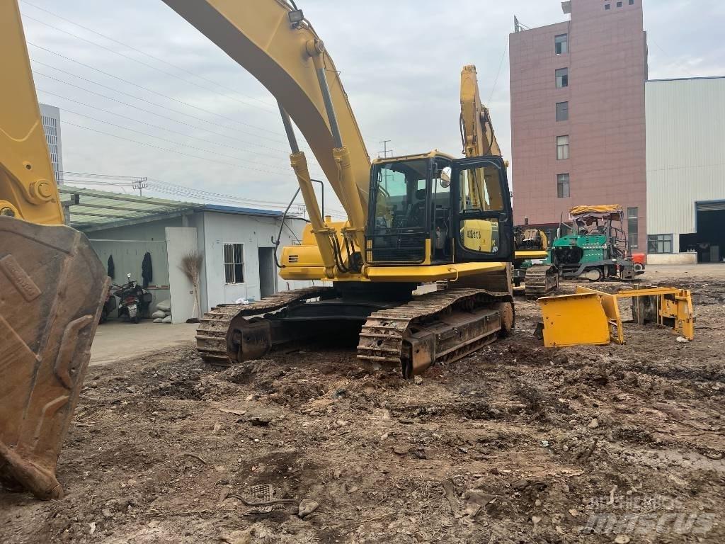 Komatsu PC450-8 Bageri guseničari
