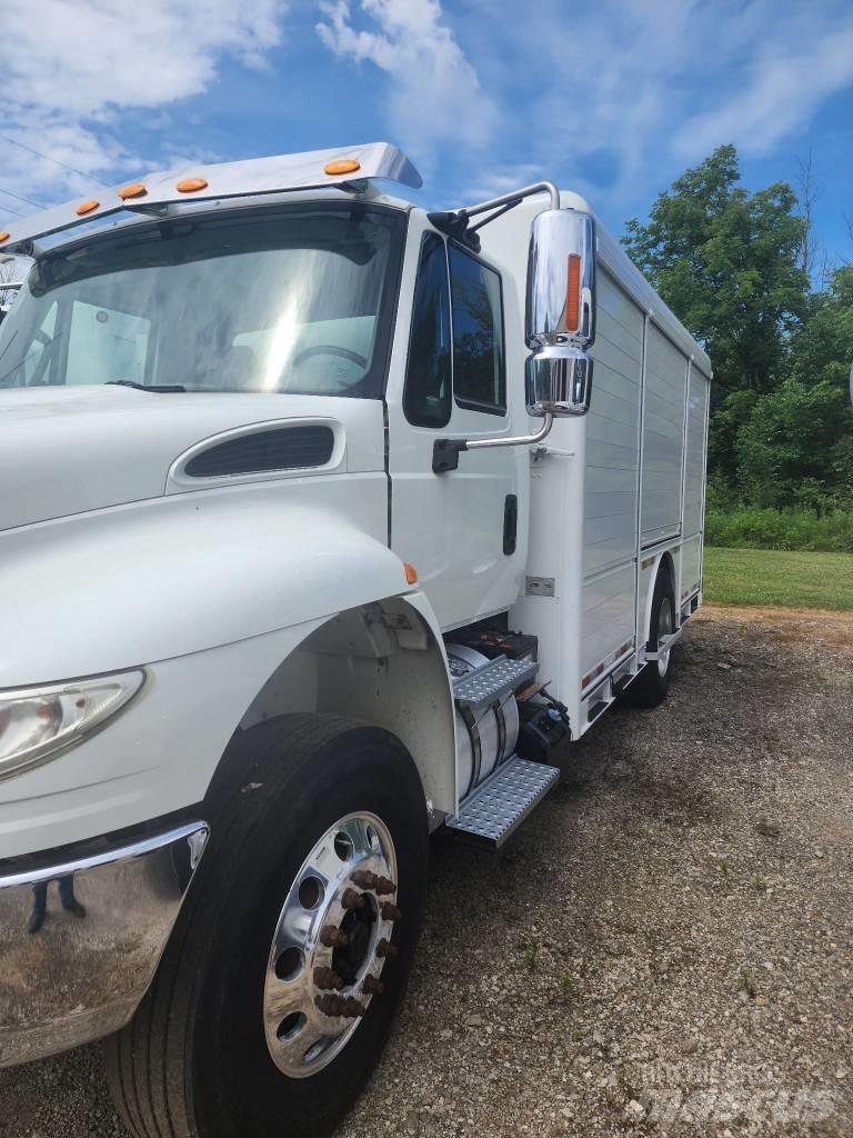 Freightliner M2 Kamioni za prevoz pića