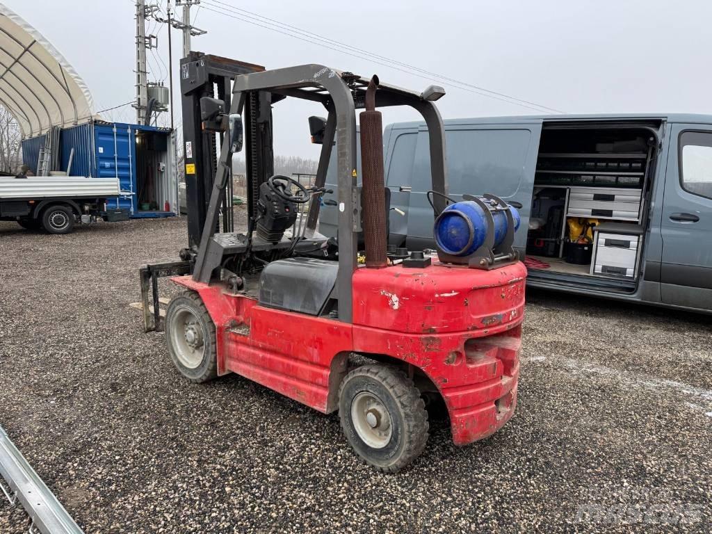 Manitou CG 30 P Plinski viljuškari