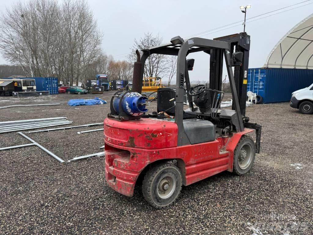 Manitou CG 30 P Plinski viljuškari