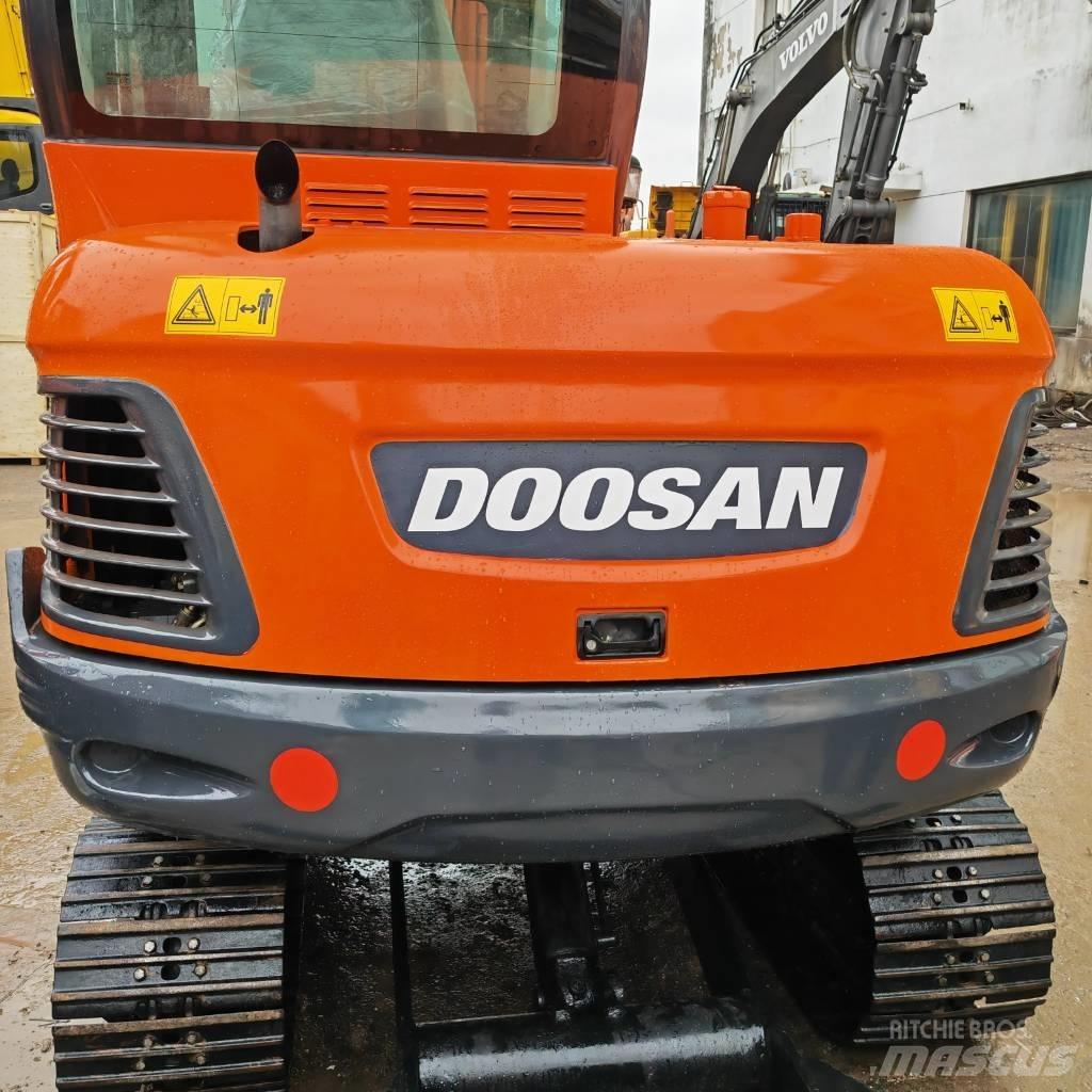 Doosan DX55 Mini bageri < 7t