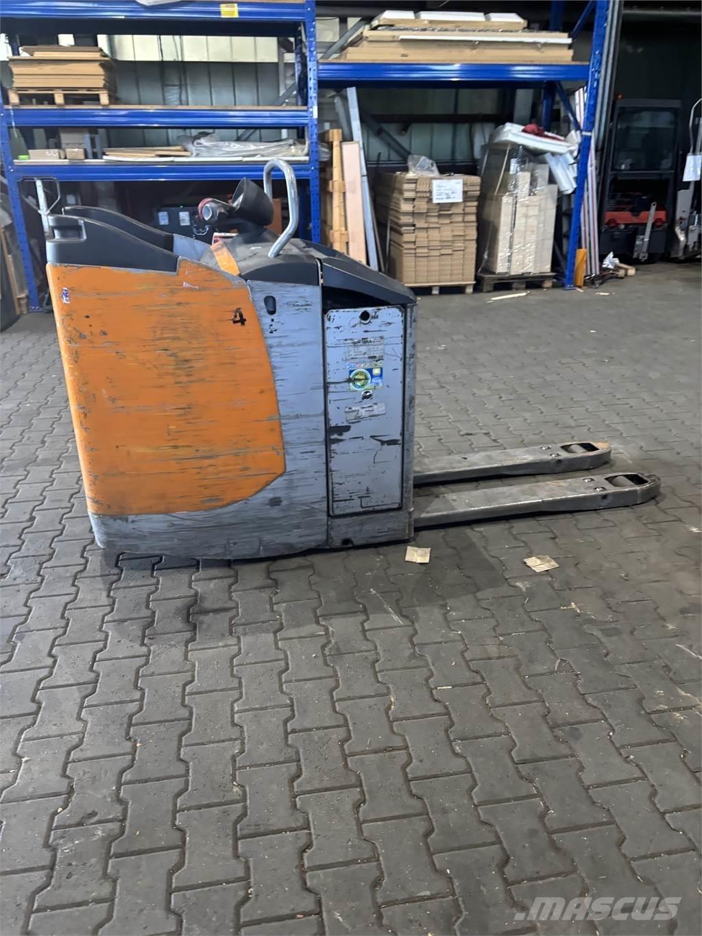 Still EXU-S22 Ručni električni viljuškar