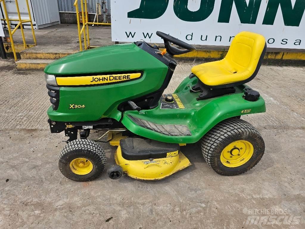 John Deere X 304 Traktorske kosilice