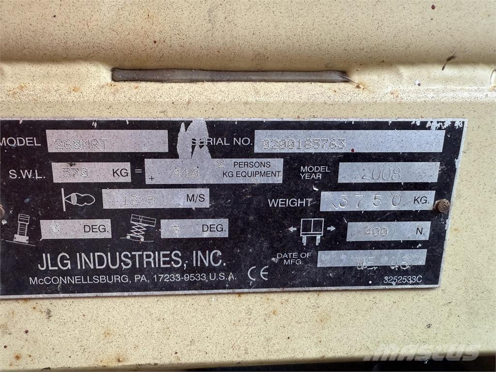 JLG 260 MRT Makazaste platforme