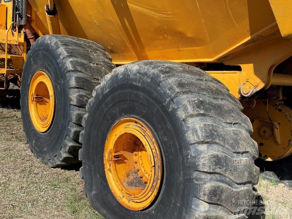 Moxy MT 40 B Zglobni damperi