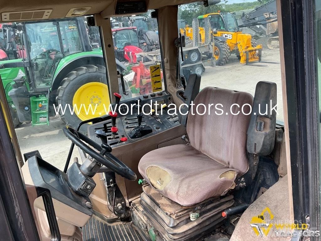 John Deere 6400 Traktori