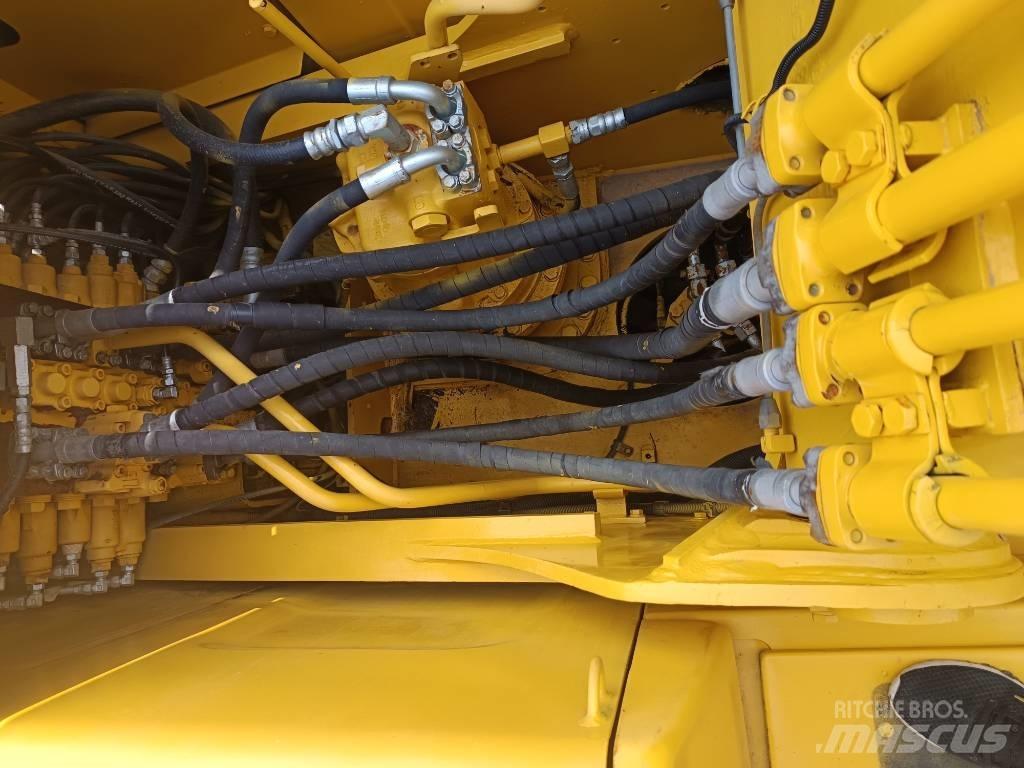 Komatsu PC 200-8 Bageri guseničari