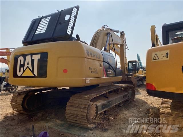 CAT 323D Bageri guseničari