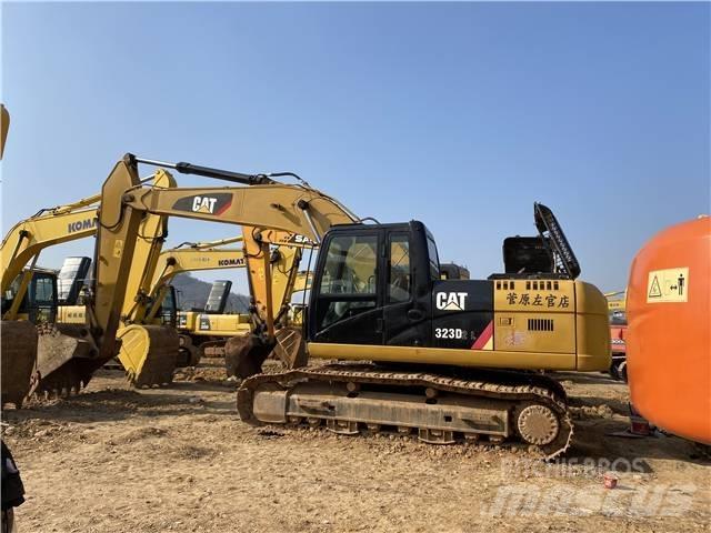 CAT 323D Bageri guseničari