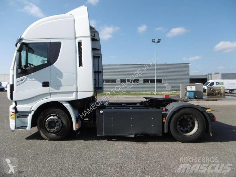 Iveco NP460 Tegljači