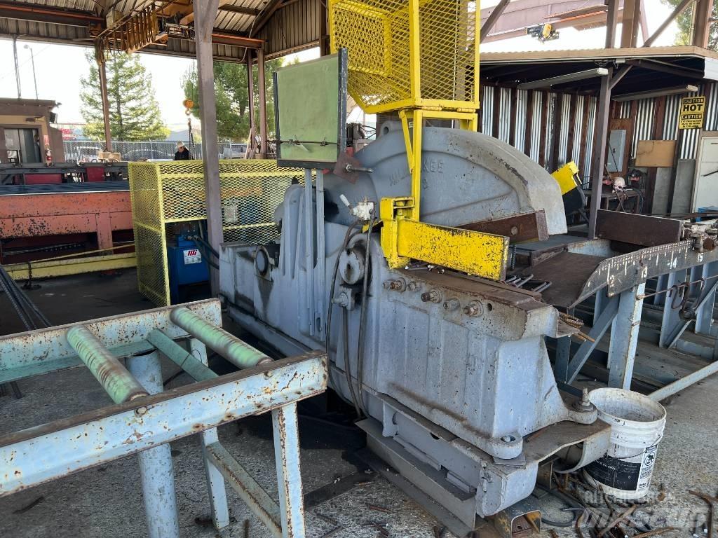 MILWAUKEE Shear   No. 2 Bageri za prenos primarnih/sekundarnih sirovina