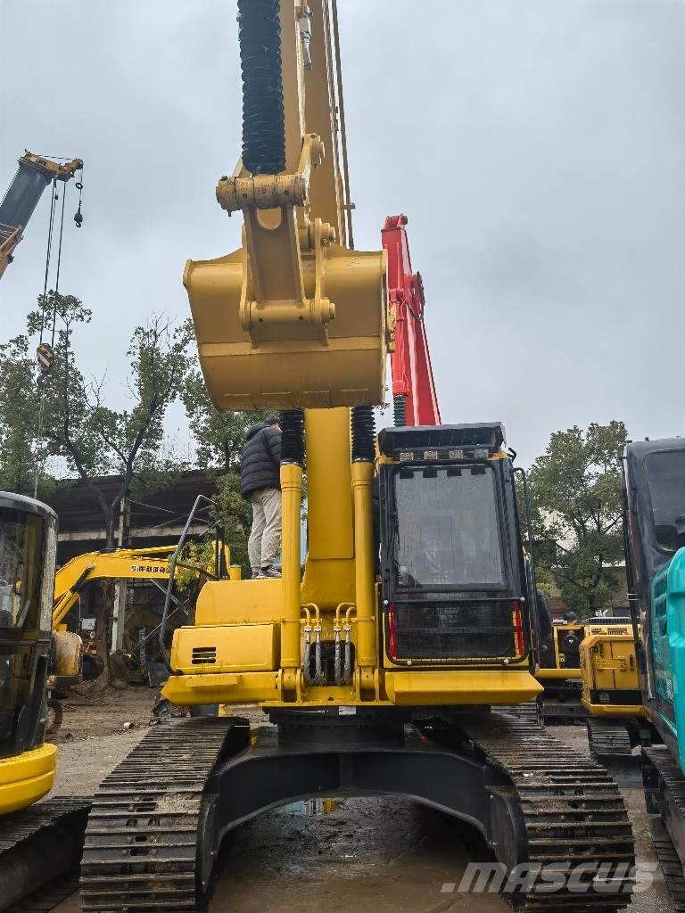 Komatsu PC 220-8 Bageri guseničari