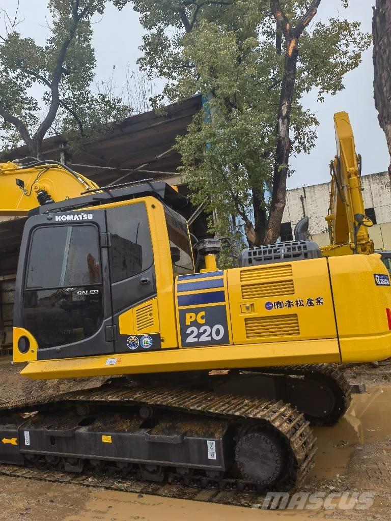 Komatsu PC 220-8 Bageri guseničari
