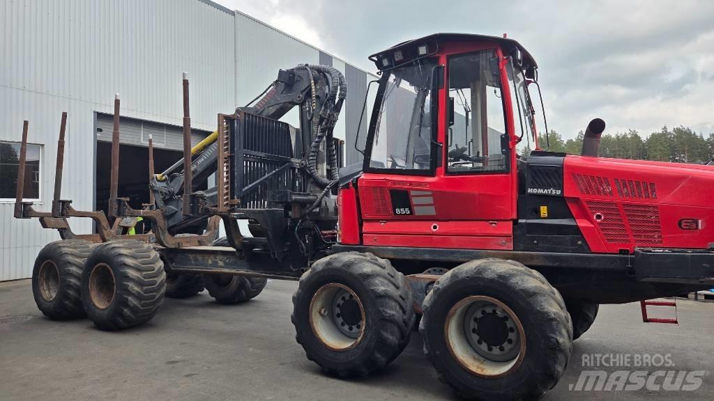 Komatsu 855 Forvarderi