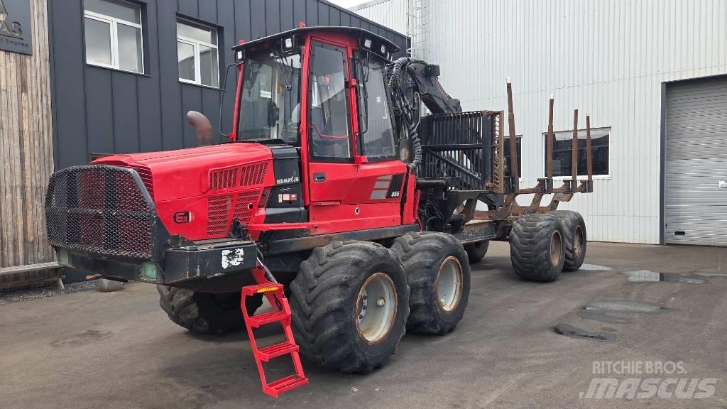 Komatsu 855 Forvarderi