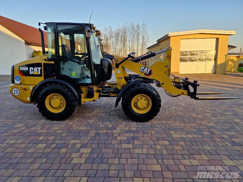CAT 906 M Utovarivači na točkove