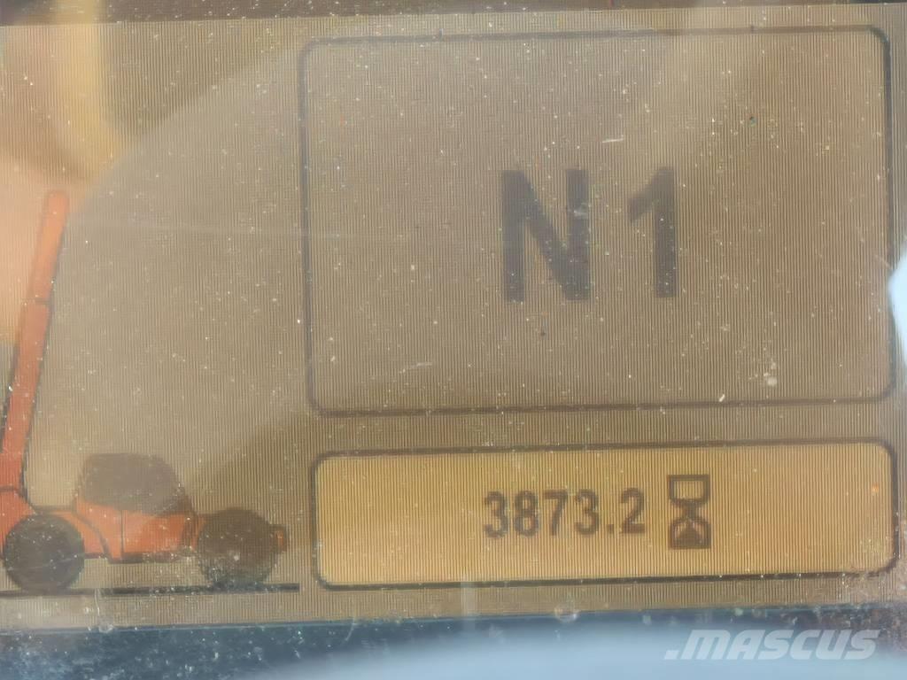JLG 1255 Teleskopski viljuškari