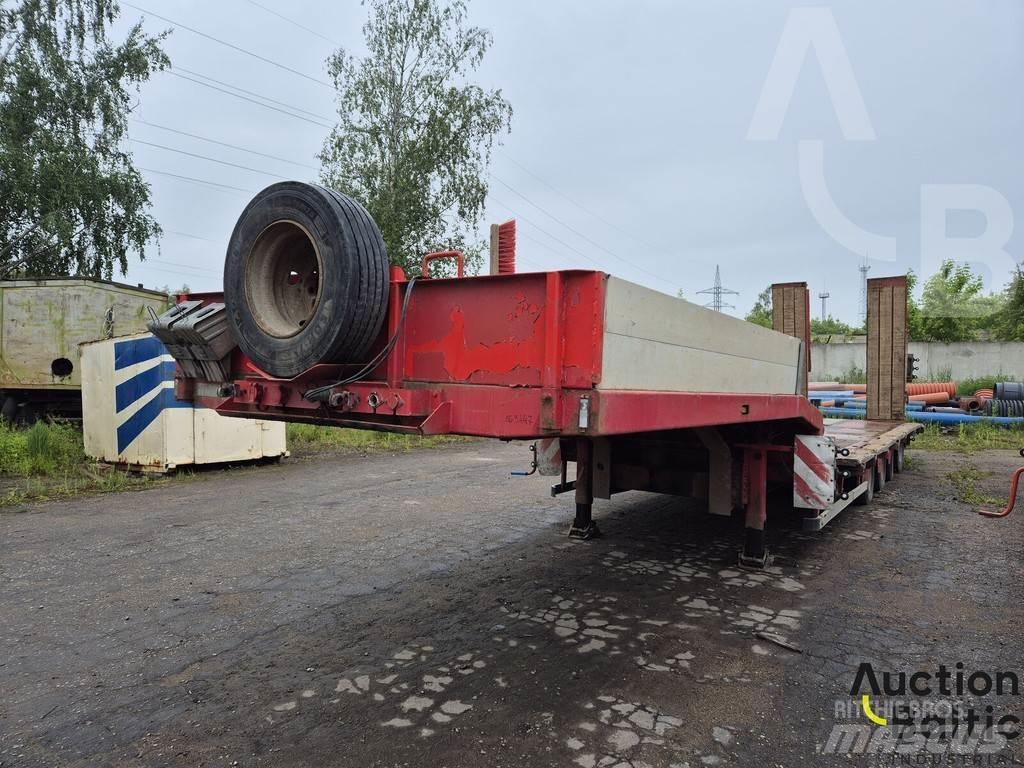 HRD STL M4N Poluprikolice sa ciradom