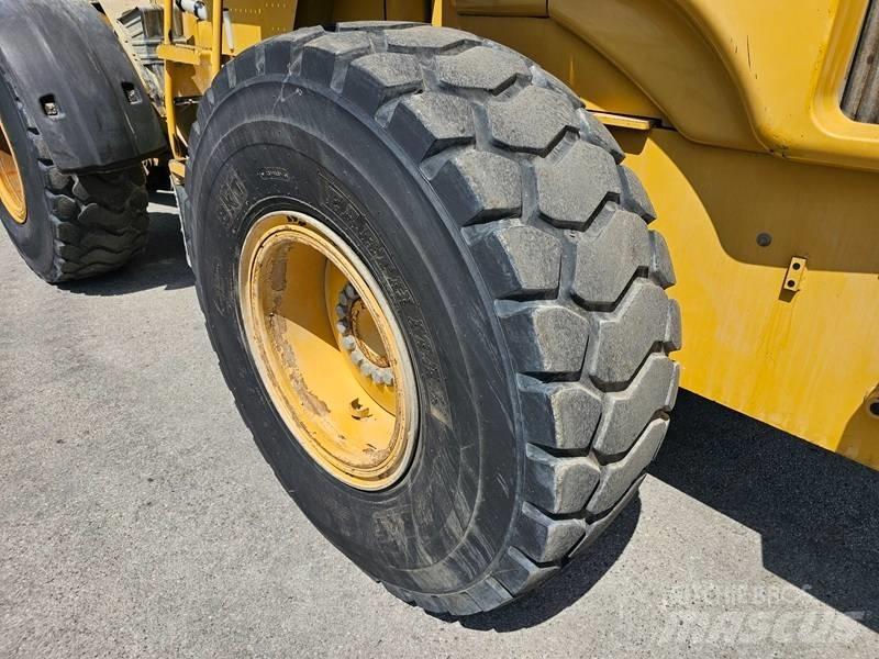 CAT 930 G Utovarivači na točkove