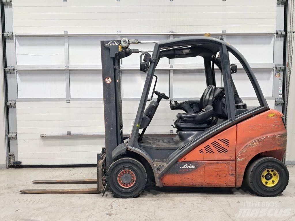 Linde H25D-02 Dizelski viljuškari