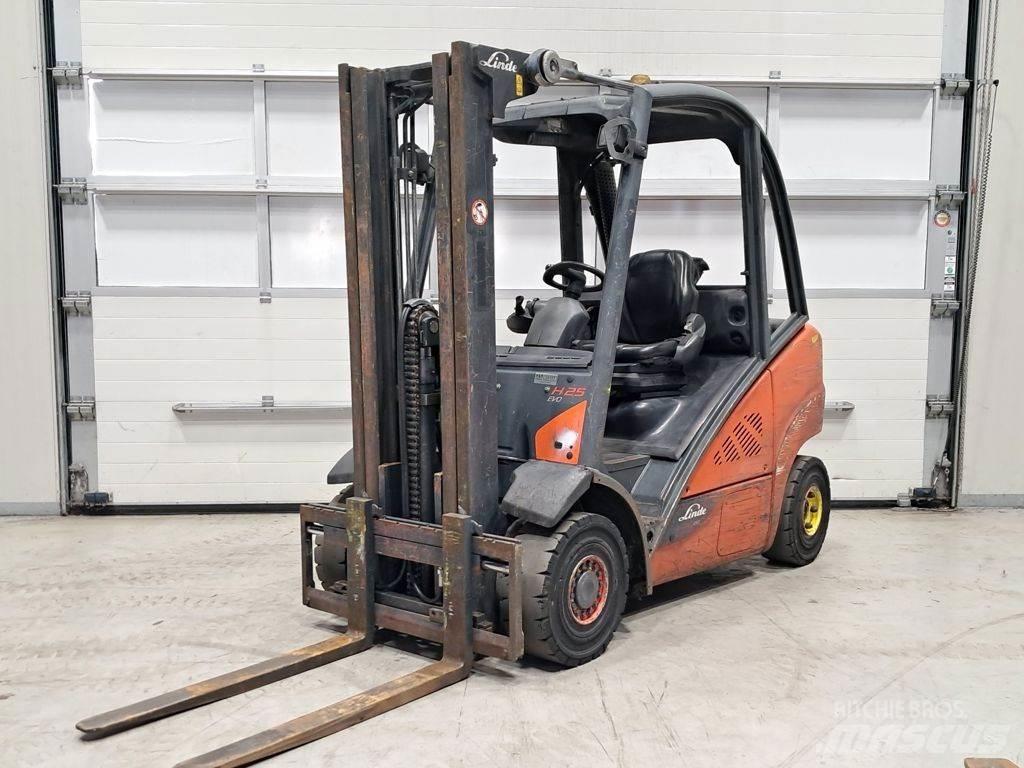 Linde H25D-02 Dizelski viljuškari