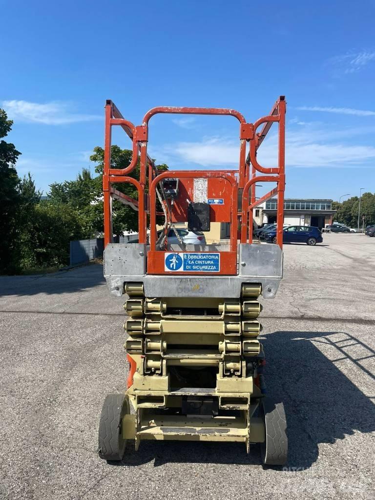 JLG 2646 Makazaste platforme