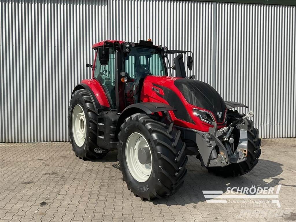 Valtra T 235 A Traktori