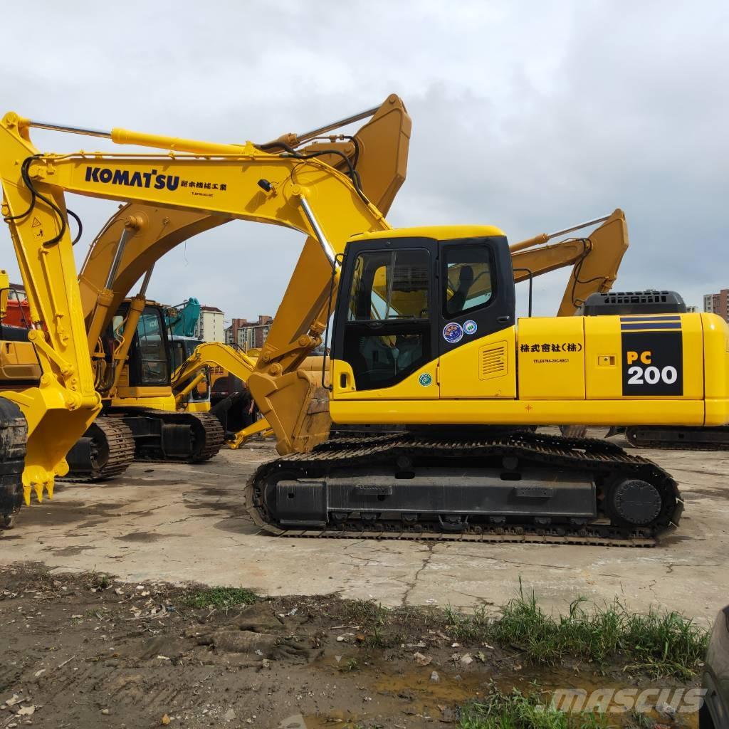 Komatsu PC200-7 Bageri guseničari
