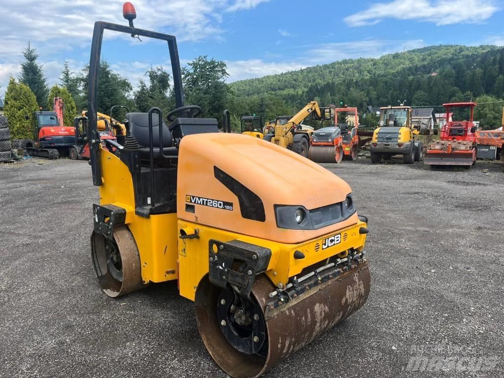 JCB VMT 260-120 Valjci sa duplim bubnjem