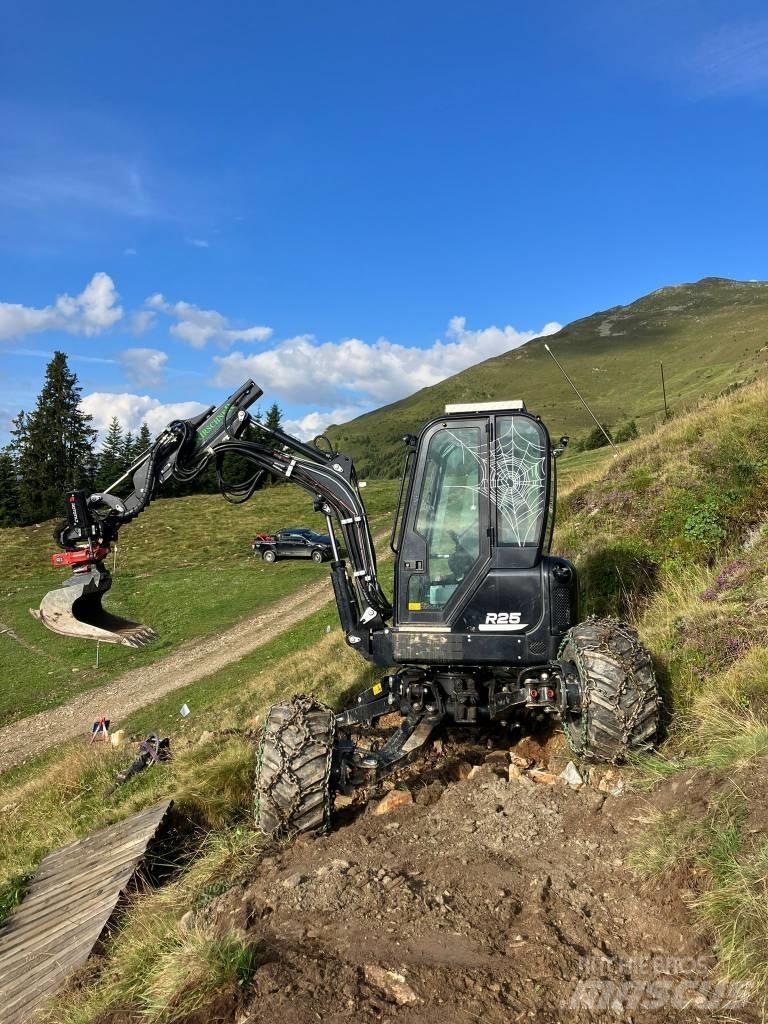 Euromach R25 Polovni specijalni bageri