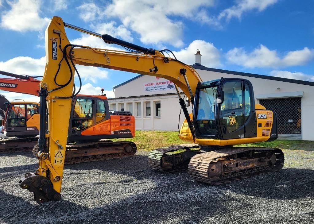 JCB JS 130 LC Bageri guseničari