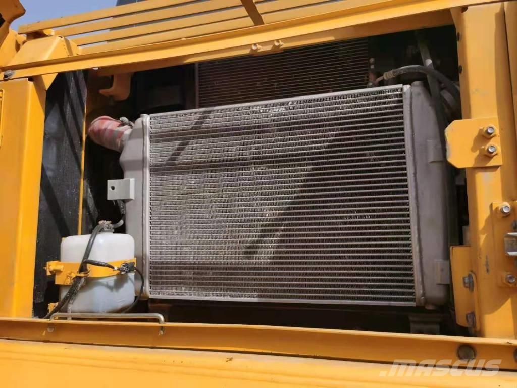 Komatsu PC360-7 Bageri guseničari