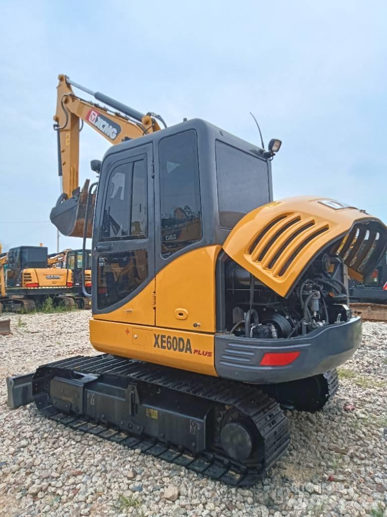 XCMG XE 60 DA Mini bageri < 7t