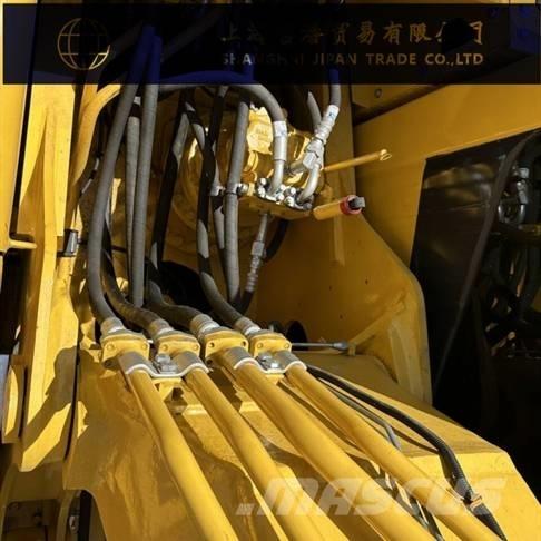 Komatsu PC 210 Bageri guseničari