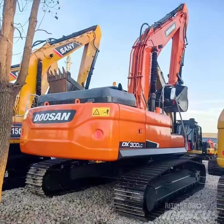 Doosan DH300 Bageri guseničari