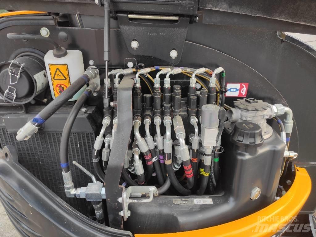 JCB 8026 CTS Mini bageri < 7t