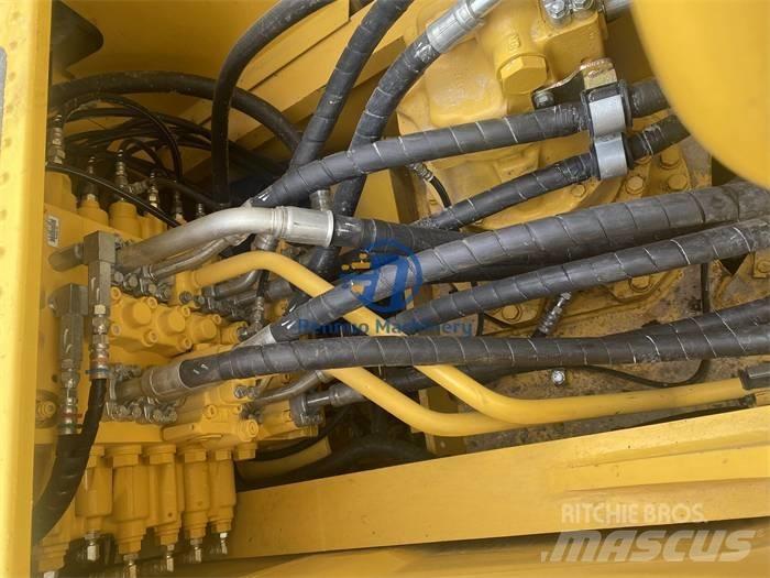 Komatsu PC 240 -8 Bageri guseničari