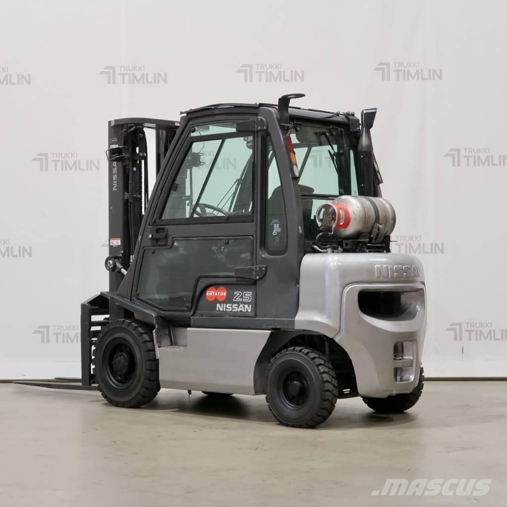 Nissan U1D2A25LO Plinski viljuškari
