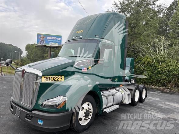 Kenworth T680 Tegljači