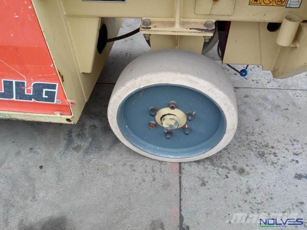 JLG 180-12 Makazaste platforme