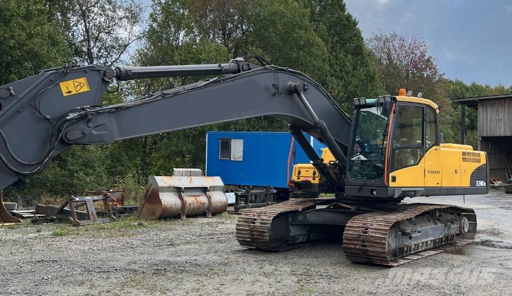 Volvo EC 240 C N L Bageri guseničari