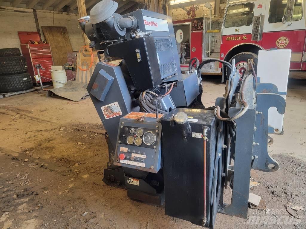 ROADHOG RH4075 Dodaci mašinama za asfalt